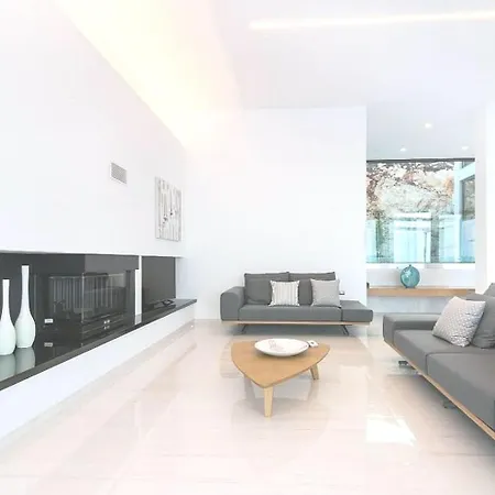 Holiday home Lovely Artemi - Near Family *
